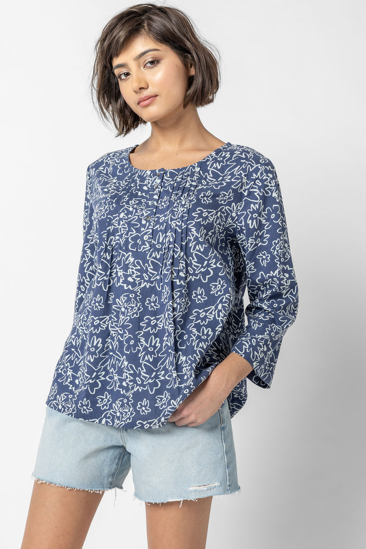 Lillian Print Pin Tuck Top