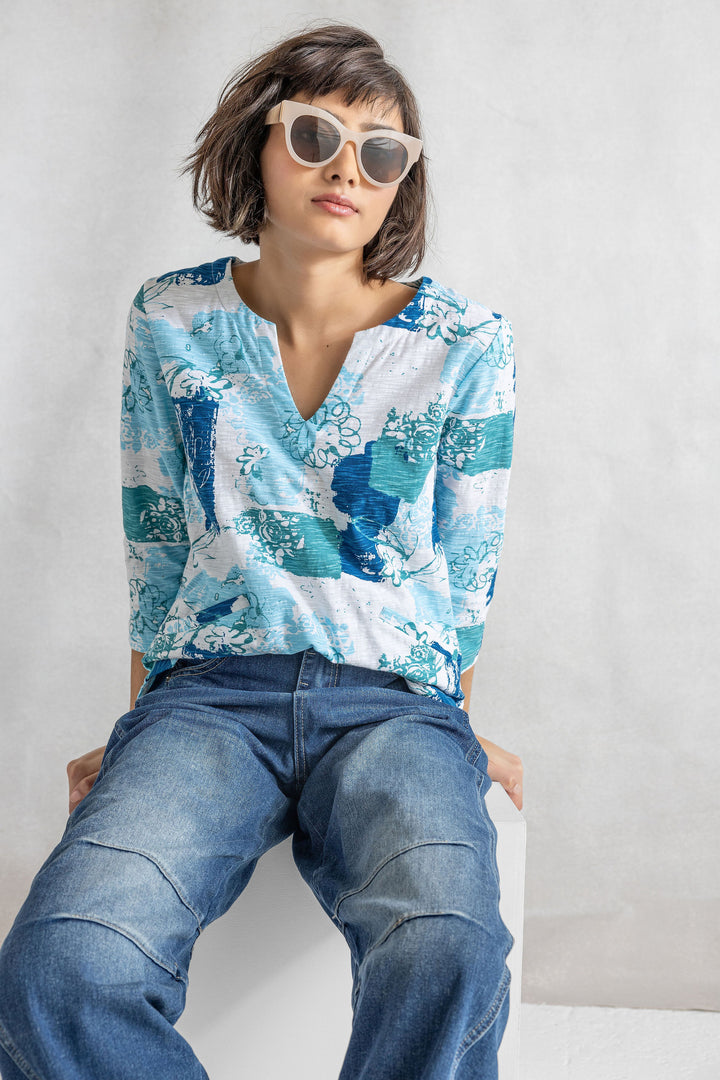 Savannah Print Notch 3/4 Sleeve Top