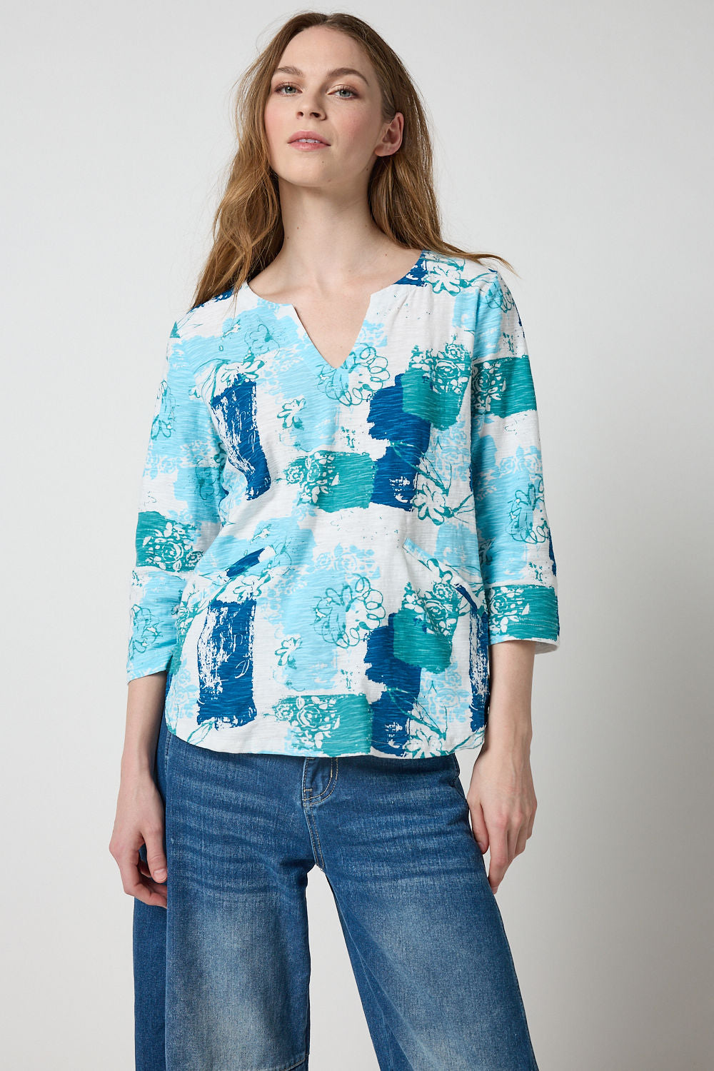 Savannah Print Notch 3/4 Sleeve Top