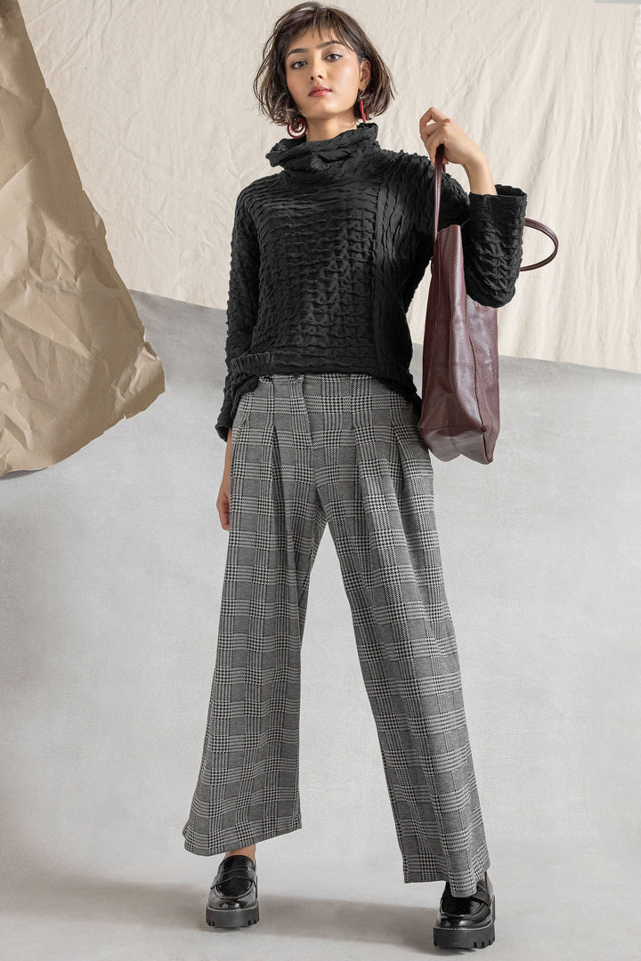 Solid Waffle Cowl Pocket Top