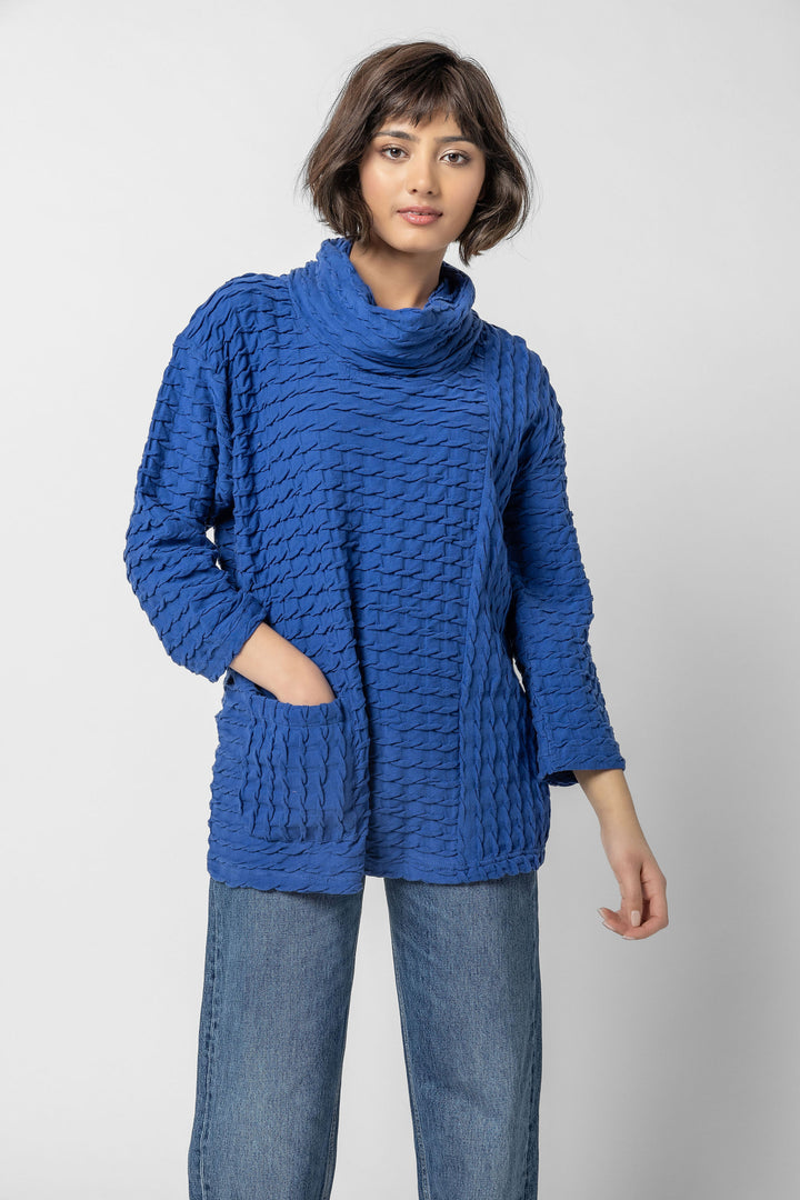 Solid Waffle Cowl Pocket Top