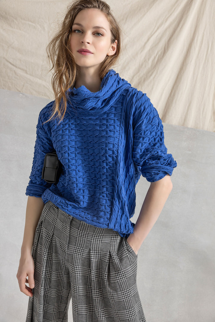Solid Waffle Cowl Pocket Top